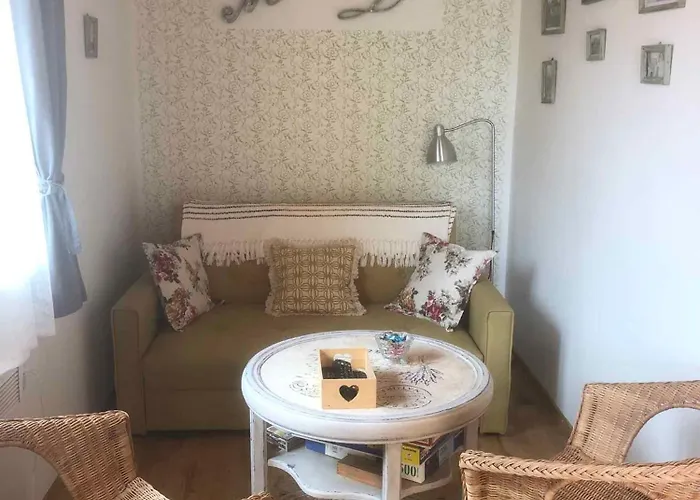 In - Balaton 51780 *